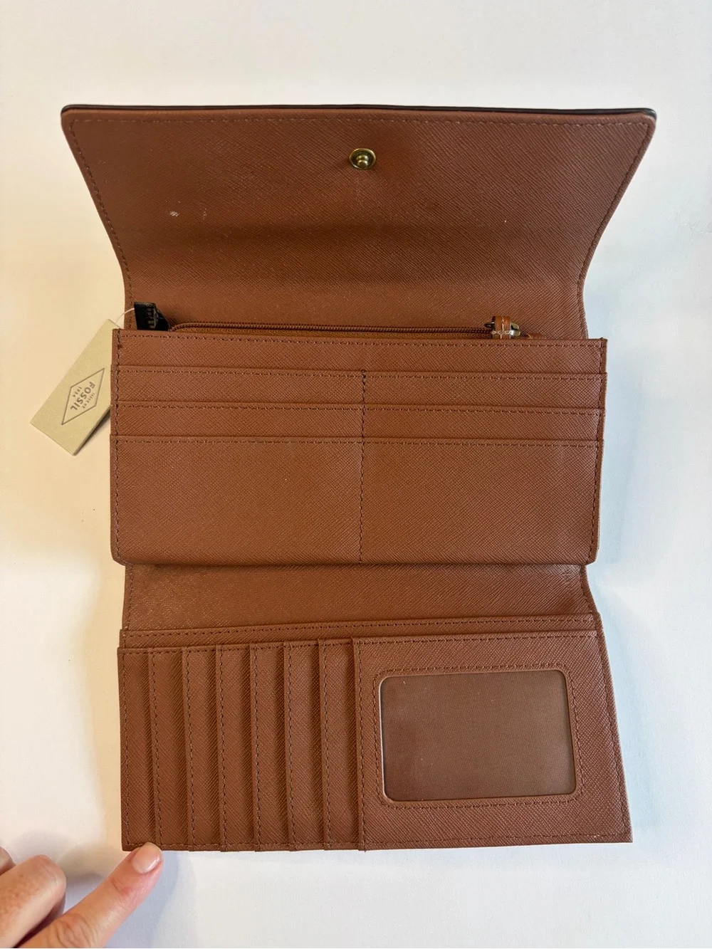 NWT Fossil Brown Leather Trifold Wallet